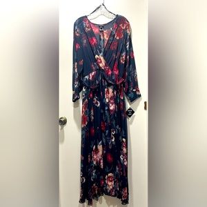 NWT Women’s Kate and Lily Long Sleeved Floral Maxi Dress
